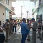 जनपद के नगर तथा देहात क्षेत्र में तड़के सुबह से ही चला दून पुलिस का सत्यापन अभियान
