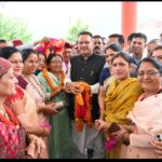 कृषि मंत्री गणेश जोशी ने नौगांव में किसानों की समस्याएं सुनी, समाधान के दिए निर्देश।