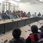 Dehradun:शिक्षा निदेशक से मारपीट प्रकरण: आज से काली पट्टी बांधकर विरोध जताएंगे शिक्षक, घटना को लेकर आक्रोश – Education Director Assault Case Teachers Protest By Wearing Black Bands From Today Dehradun Uttarakhand News