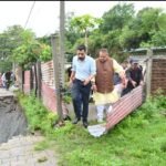 *खालागांव में बरसात से क्षतिग्रस्त मार्ग का कैबिनेट मंत्री गणेश जोशी ने किया निरीक्षण, तत्काल पुनर्निर्माण के दिए निर्देश*