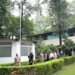 स्वतंत्रता दिवस पर जिलाधिकारी डॉ0 आशीष चौहान ने कलेक्ट्रेट परिसर में किया ध्वजारोहण*
