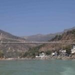 ऋषिकेश मुनि की रेती:नियमों को ताक पर रख पर्यटन का उफान, 1000 से ज्यादा होटल-होमस्टे, रिकॉर्ड में सिर्फ इतने – Rishikesh News Muni Ki Reti Tapovan Tourism Hotels And Homestays Operating In Violation Of Rules